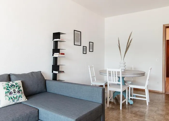 Maraini 17 By Quokka 360 - Panoramic Flat Near The Station Apartment