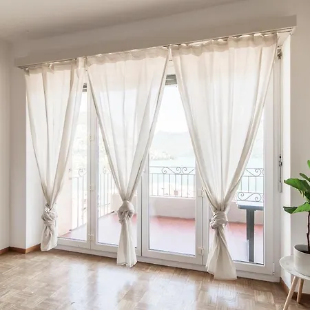 Maraini 17 By Quokka 360 - Panoramic Flat Near The Station Apartment