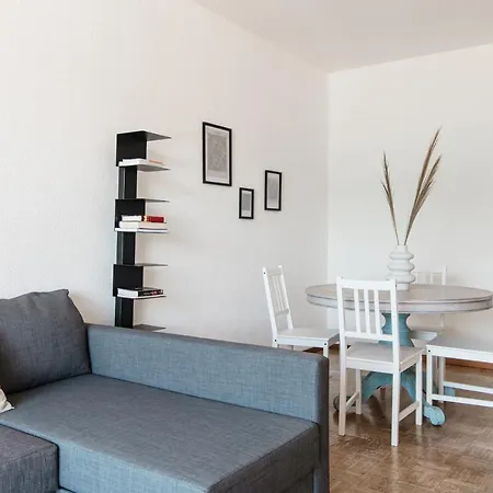 Maraini 17 By Quokka 360 - Panoramic Flat Near The Station Apartment